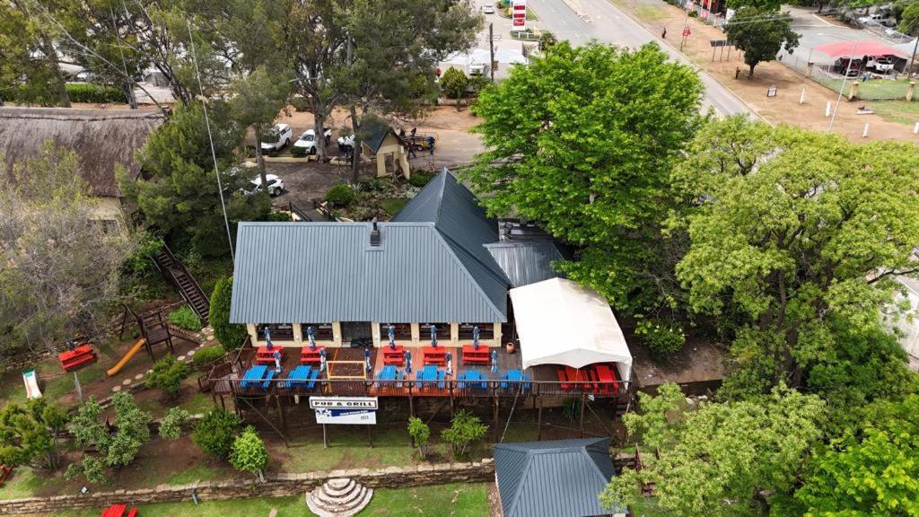 Riverside Lodge & Conference Center อลิวาลนอร์ท ภายนอก รูปภาพ