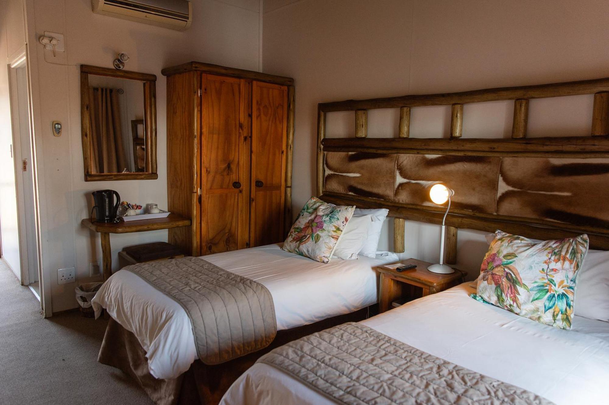 Riverside Lodge & Conference Center อลิวาลนอร์ท ภายนอก รูปภาพ