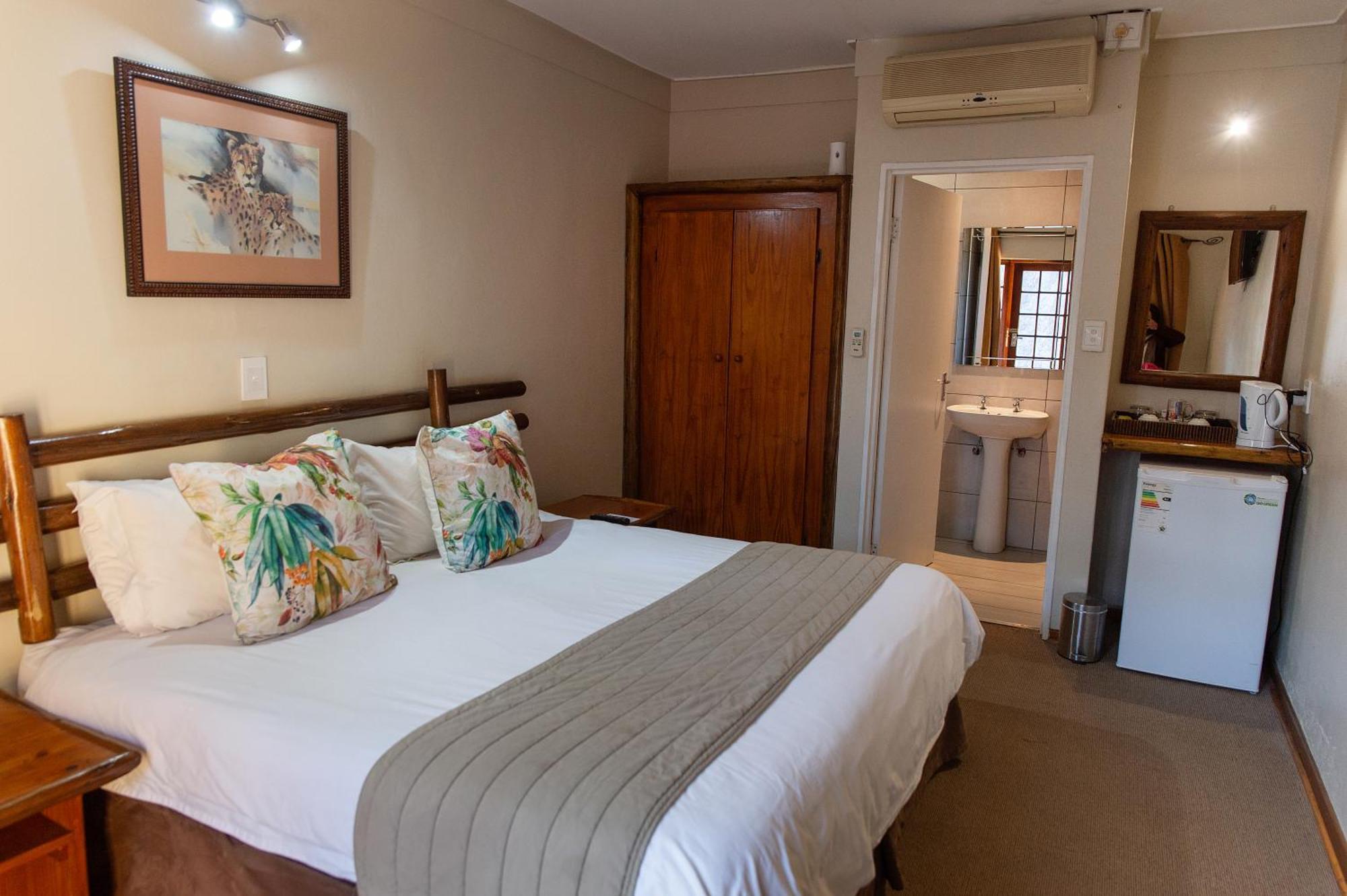 Riverside Lodge & Conference Center อลิวาลนอร์ท ภายนอก รูปภาพ