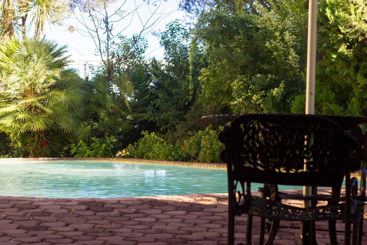 Riverside Lodge & Conference Center อลิวาลนอร์ท ภายนอก รูปภาพ