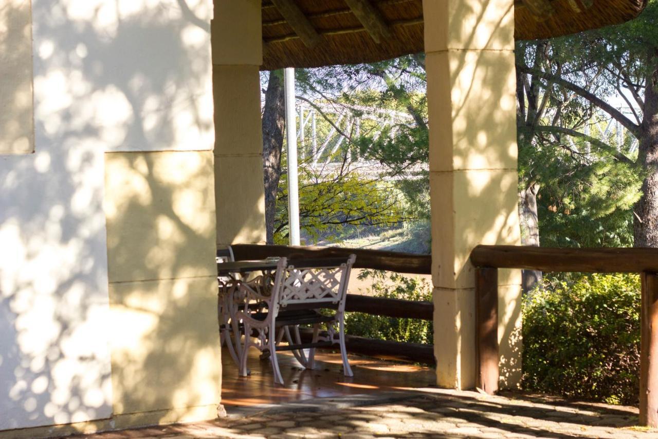 Riverside Lodge & Conference Center อลิวาลนอร์ท ภายนอก รูปภาพ